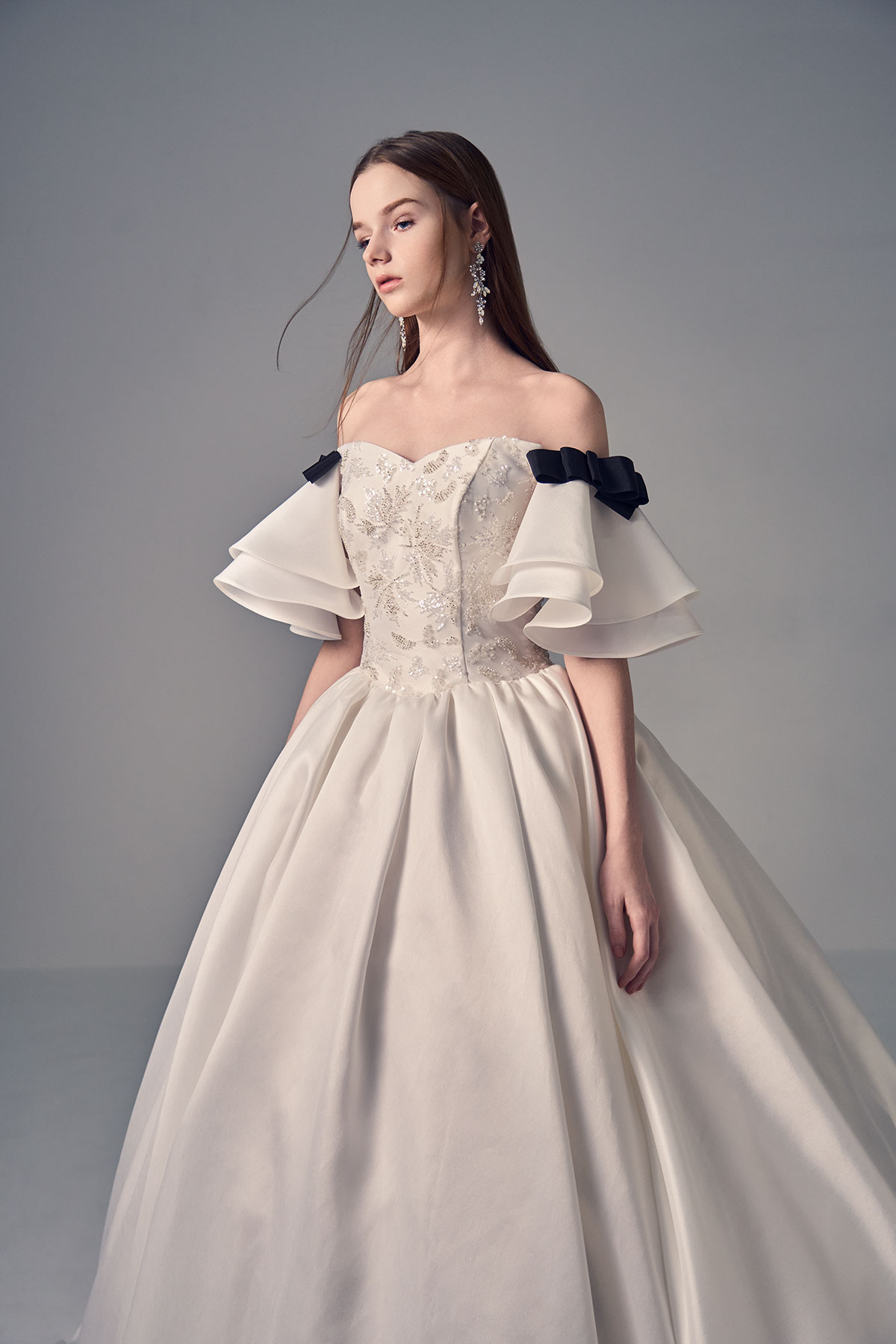 JIL0408 Off White